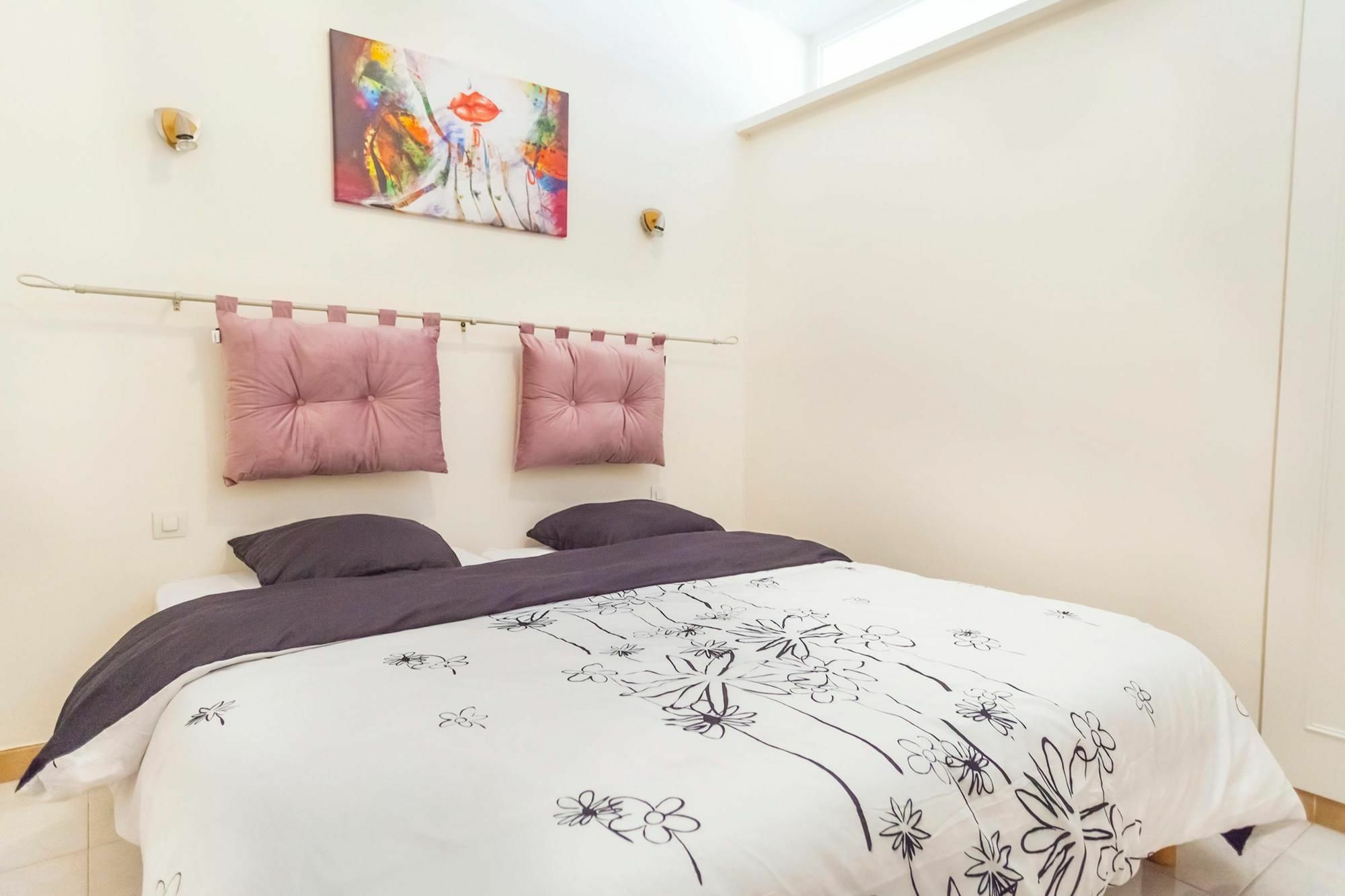 Appartement Le Colony 1 *