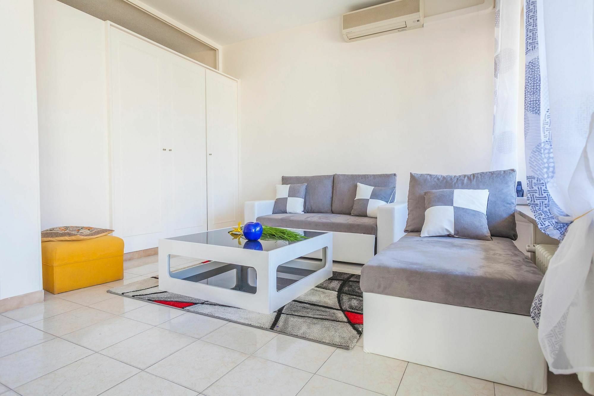 Le Colony 1 Appartement *